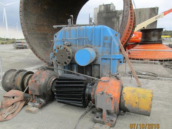 Ani 4.7m X 6.7m (15.5' X 22') Ball Mill With 2,300 Kw (3,084 Hp) Motor)
